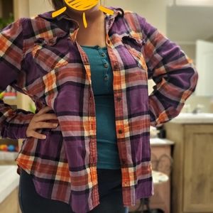 American Eagle Outfitters Long Sleeve Flannel Button down